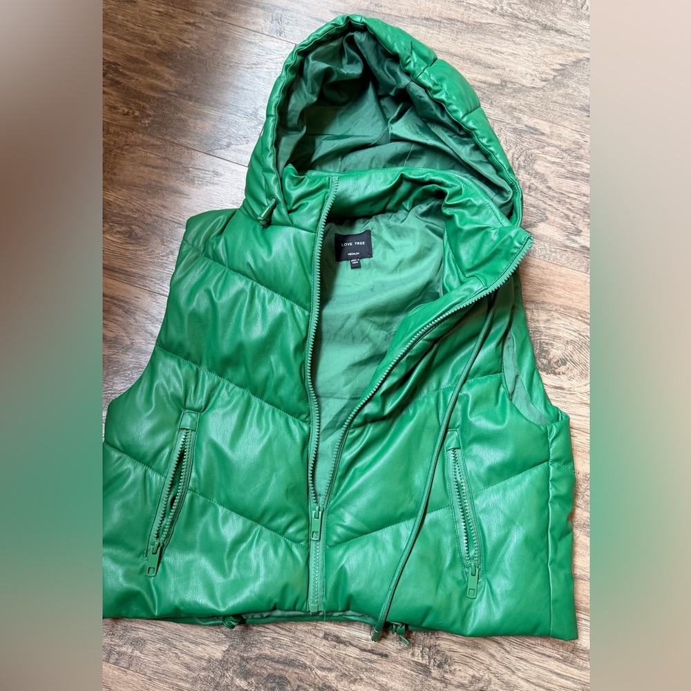 Love Tree Emerald Green Quilted Hooded Puffer Vest
